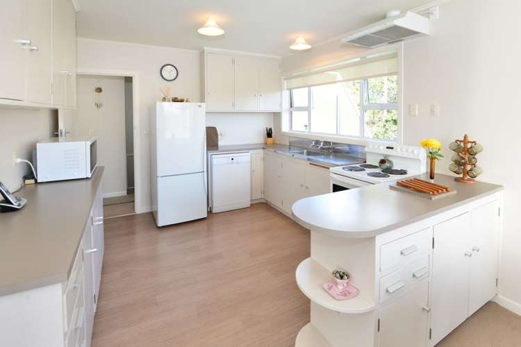 26 Taipari Road Te Atatu Peninsula_6