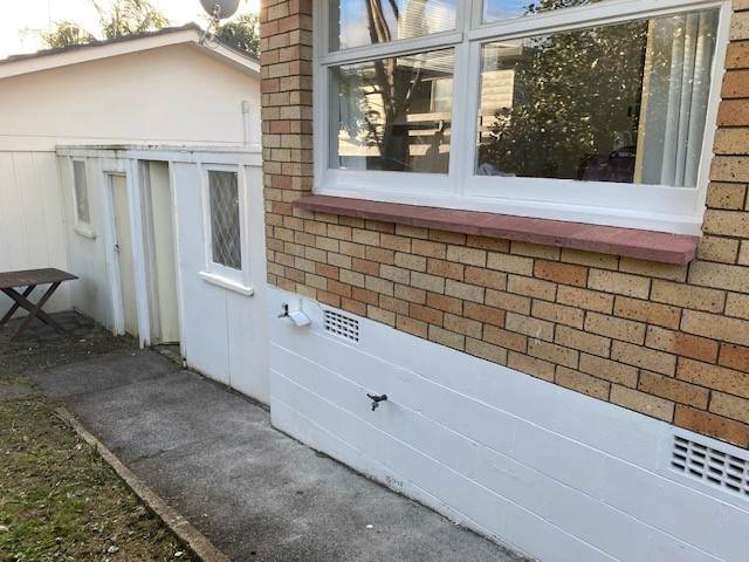 2/5 Duke Street Papakura_10