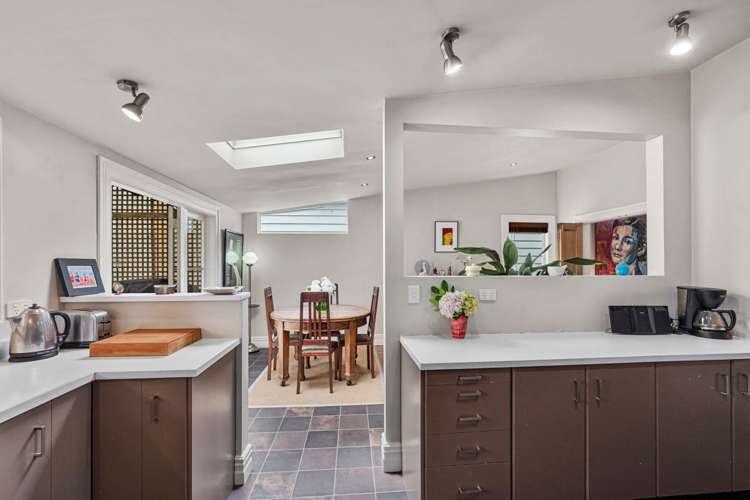 5 Shoal Bay Road Devonport_13