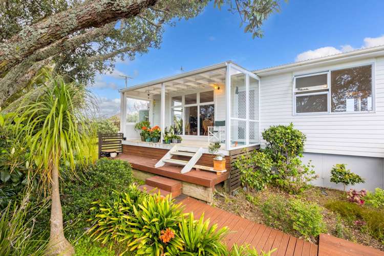 1/27 Raleigh Road Northcote_9