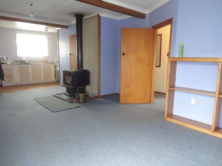 53 Mcgill Street Waimangaroa_5