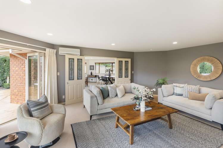 1 Becmead Drive Harewood_12