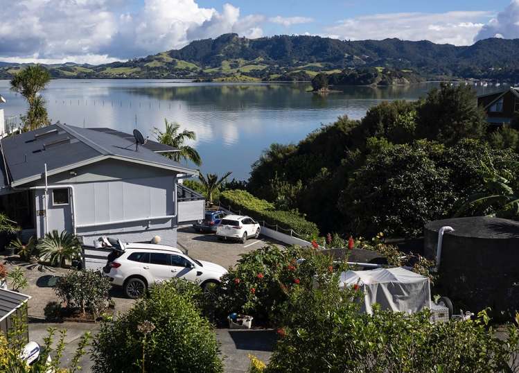 8 Lewer Road Whangaroa_3