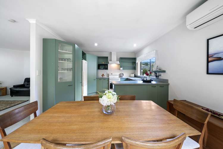 63/42 Main Road Tawa_5