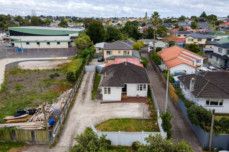 70 Melrose Road Mt Roskill_26