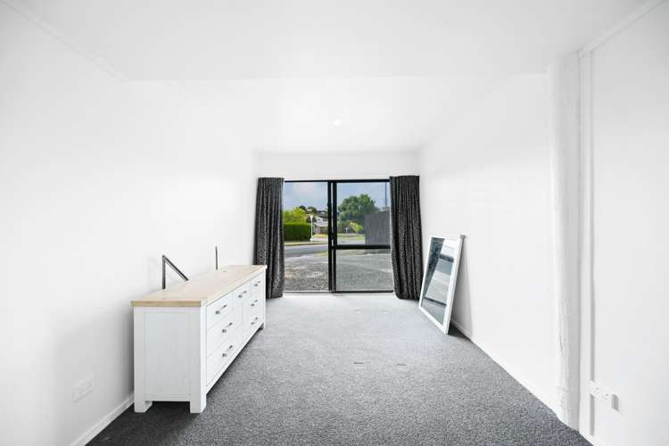 7 Tupelo Street Pukete_17