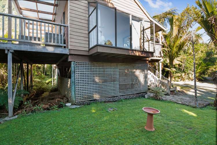 14 Hartmount Place Punakaiki_2