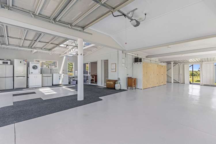 499 Grahams Beach Road Awhitu_17