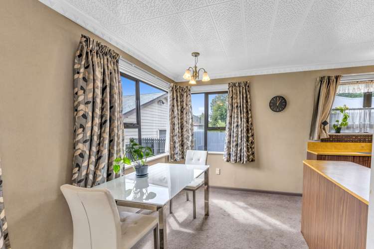 6 Earnslaw Crescent Bryndwr_8