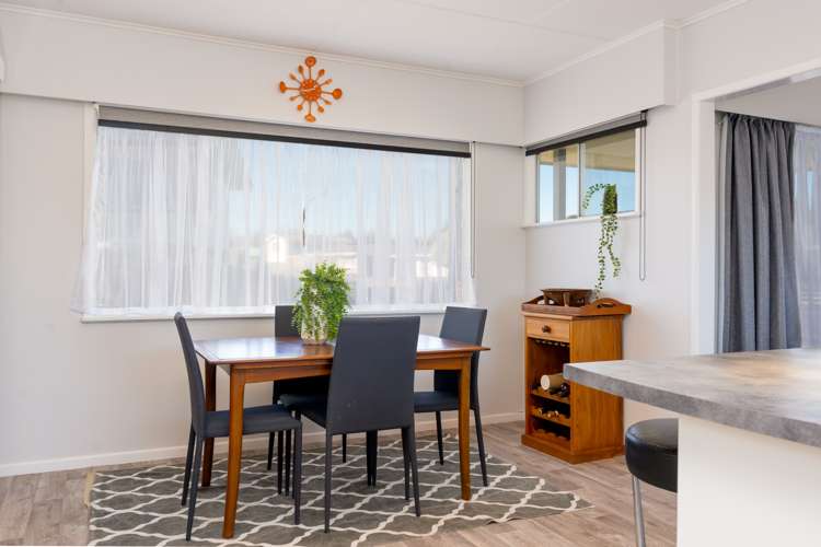 12 Fairbrother Street Carterton_4