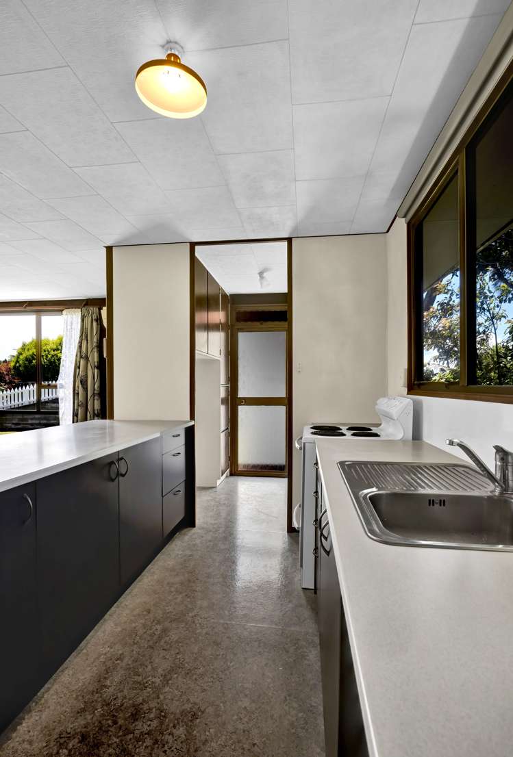 7 Lindaver Grove Merrilands_35