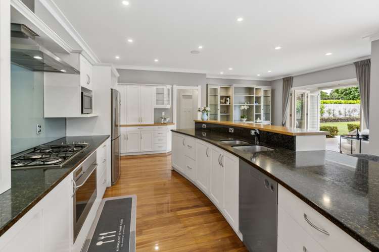 37 Maungakiekie Avenue Greenlane_16