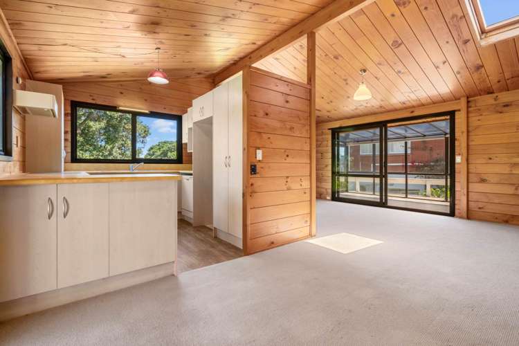 8 Rendcomb Place Hillsborough_5