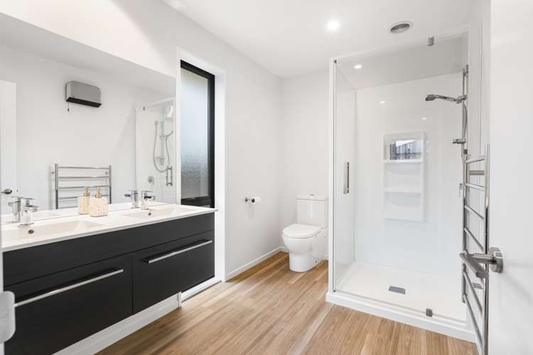 20 Halpin Drive Lincoln_15