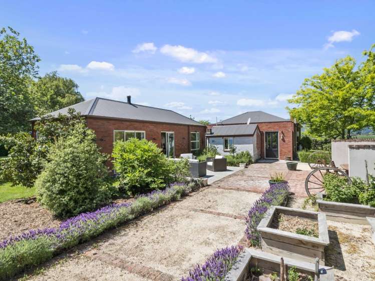 380 Barnes Road Lincoln_16