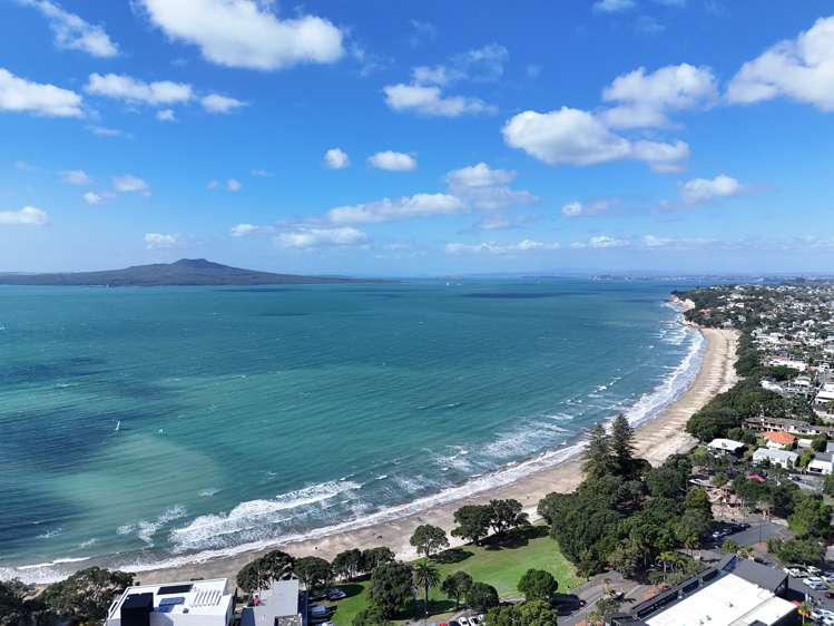 129 Hurstmere Rd Takapuna_8