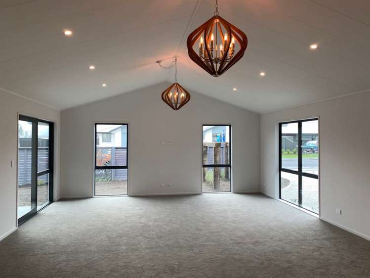 42 Anderton Crescent Mosgiel_2