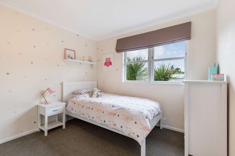 44 Lauderdale Road Birkdale_11