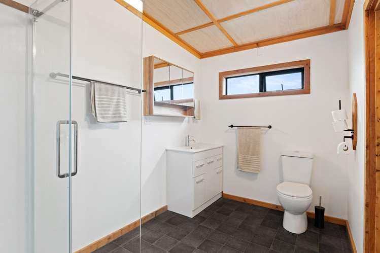 20B Rangiuia Road Tolaga Bay_7