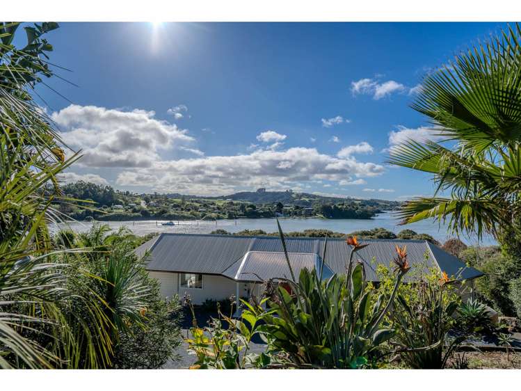 11 The Lookout Kerikeri_21