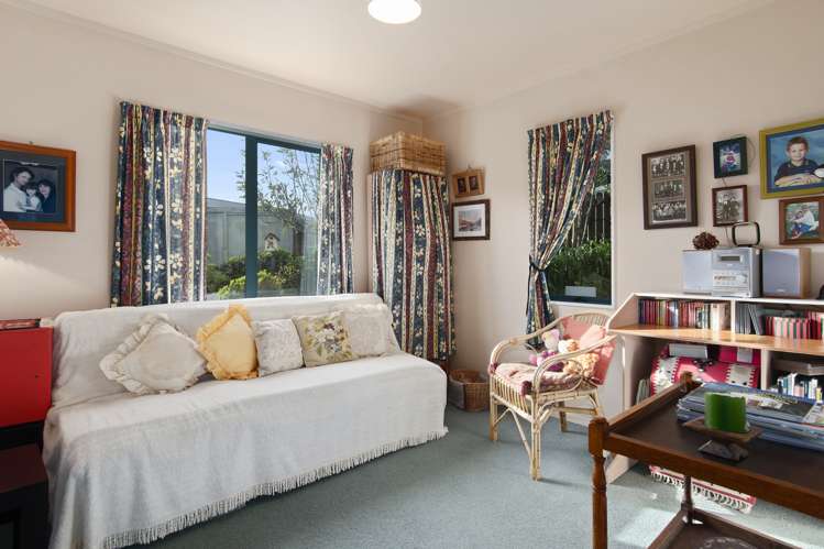 76b Sutherland Road Brookfield_9