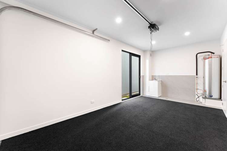 10D Serjeant Street Henderson_16