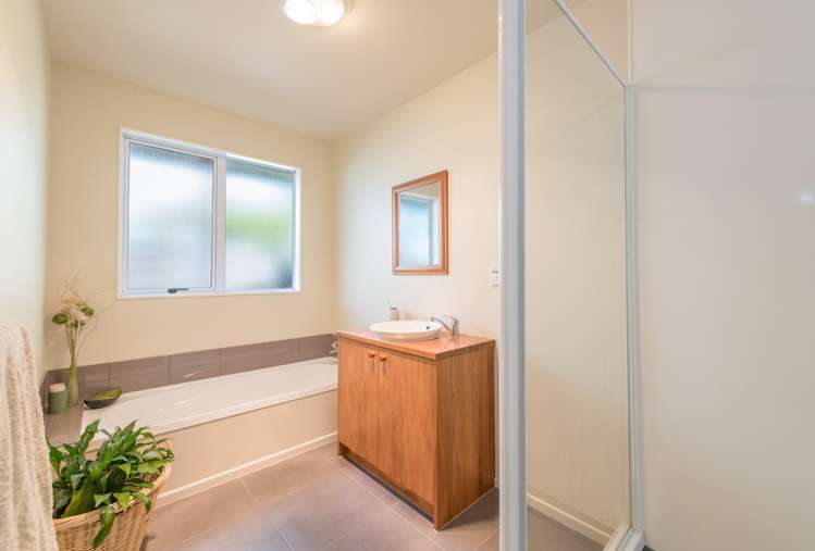 1 Tui Way Toi Toi_18