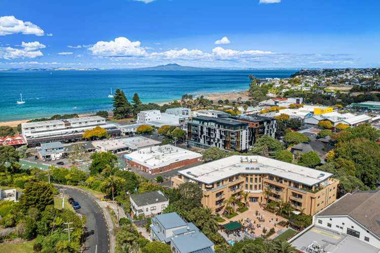 2H/9 Bute Road Browns Bay_14