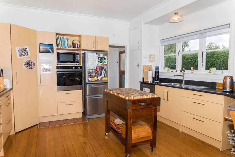 64 Guy Street Dannevirke_5