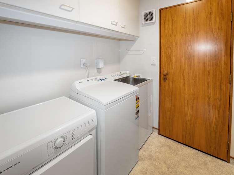 24 Oceanbeach Road Mount Maunganui_18