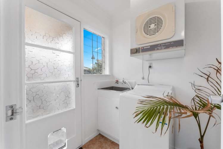 1/10 Statesman Street Henderson_8