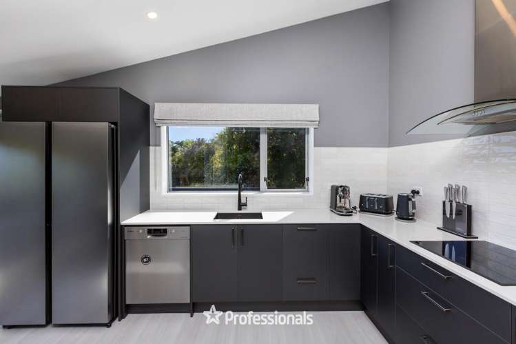 83 Mount Marua Way Mt Marua_1