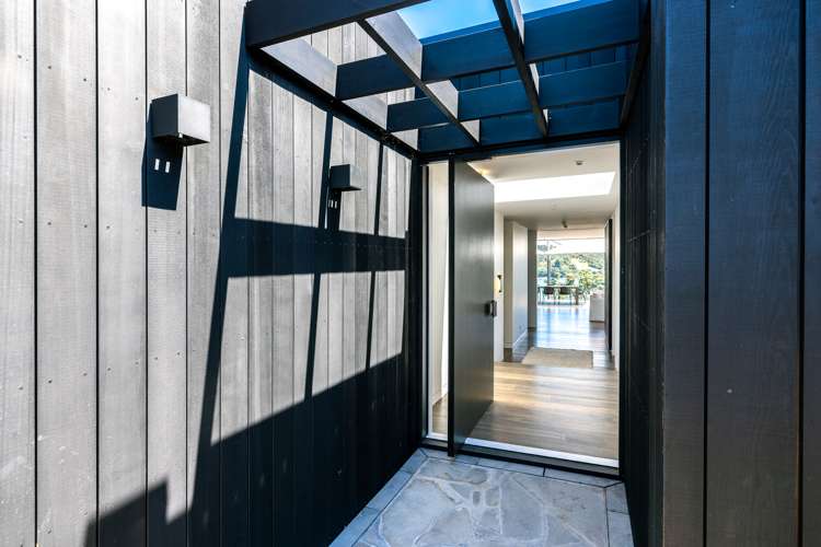 74 Burrell Road Oneroa_16