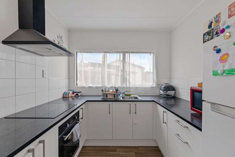 16 Southview Place Wattle Downs_2