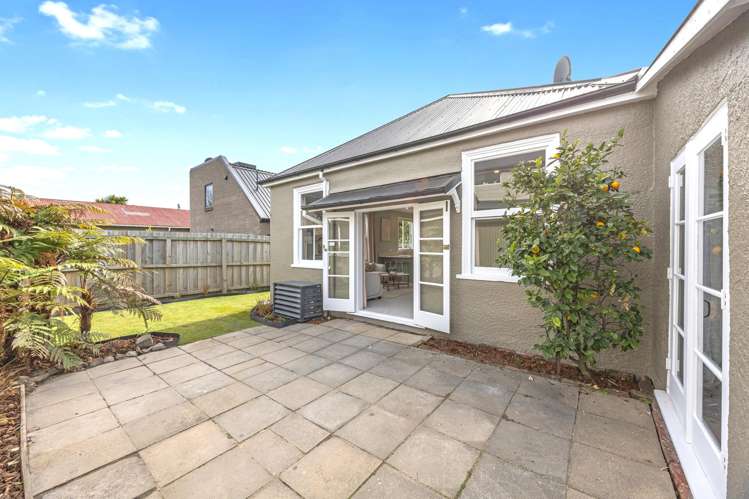 22 Dickens Street_3