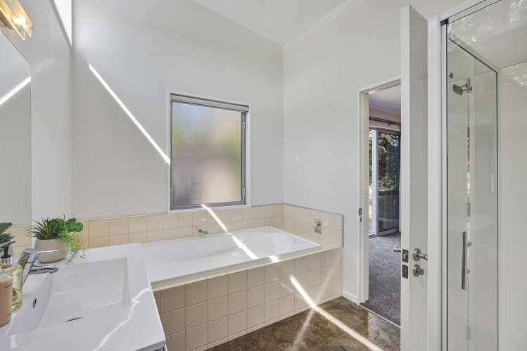 6 Hugh Brown Place Richmond_15