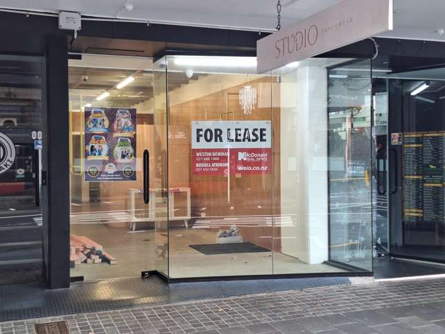 Central city retail with bonus storage