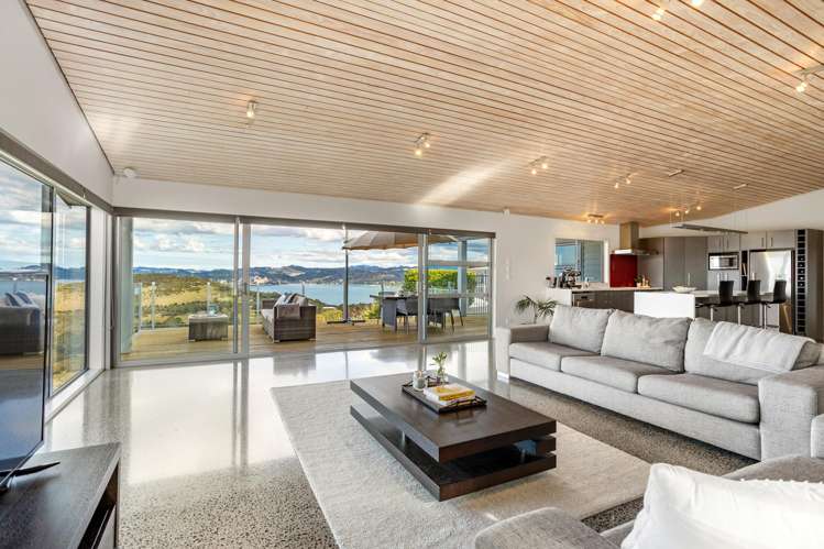 154 Centennial Drive_2