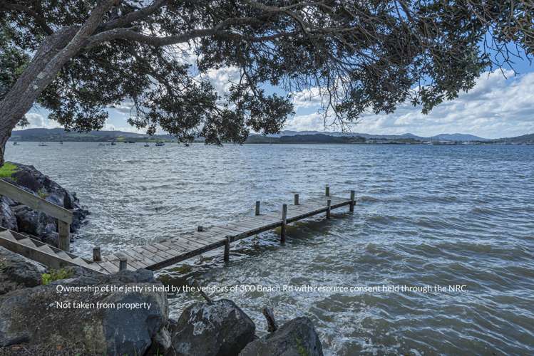 300 Beach Road Onerahi_17