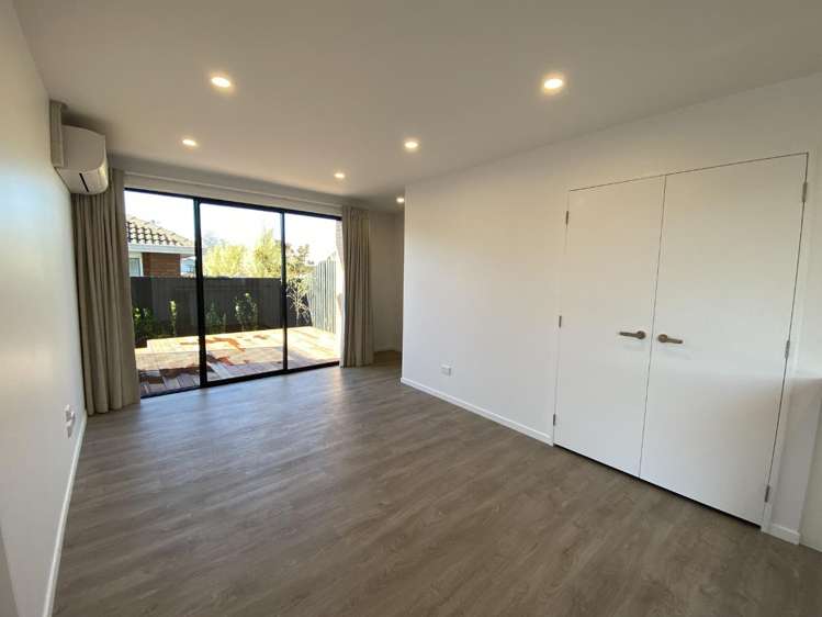 2/1 Sugden Street 10222_4