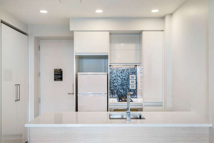 203/10 Lion Place Epsom_9