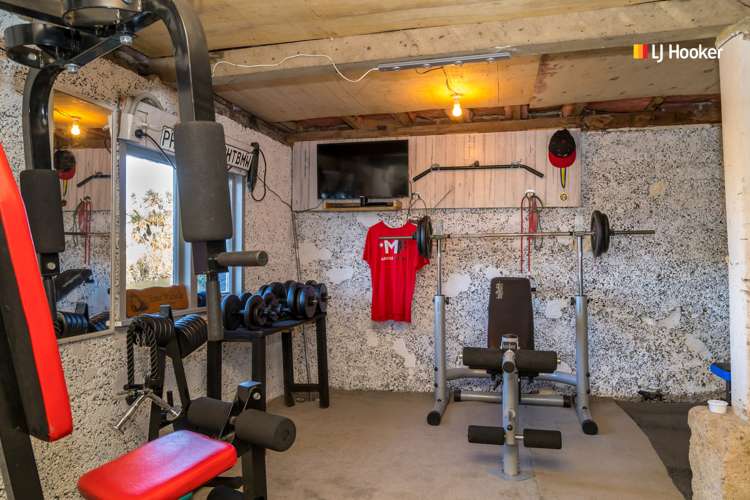 37 Nottingham Crescent Calton Hill_22