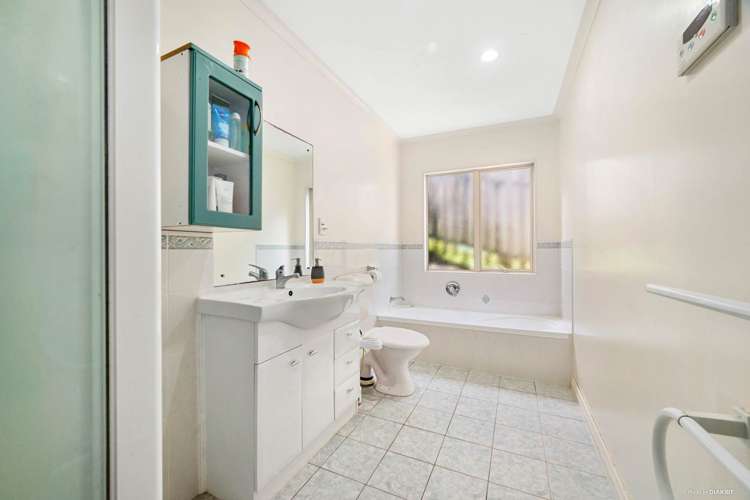 16 Maidstone Place Oteha_17