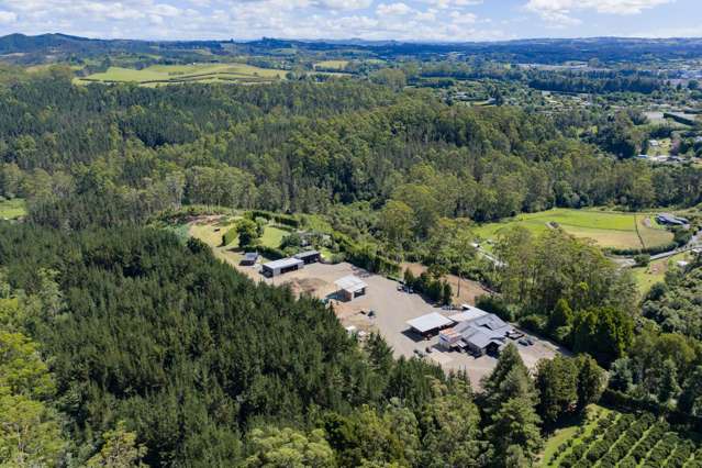 SO MUCH PROPERTY, SO CLOSE TO TOWN