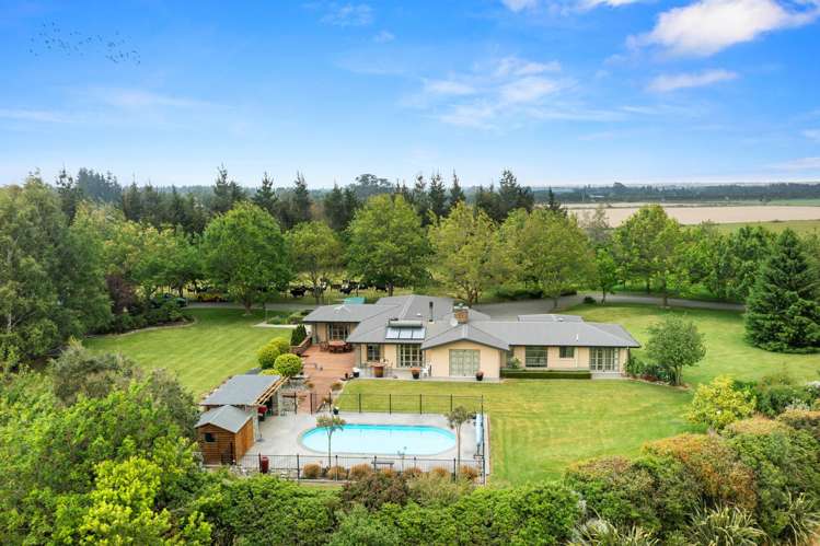 900 Loburn Whiterock Road_2