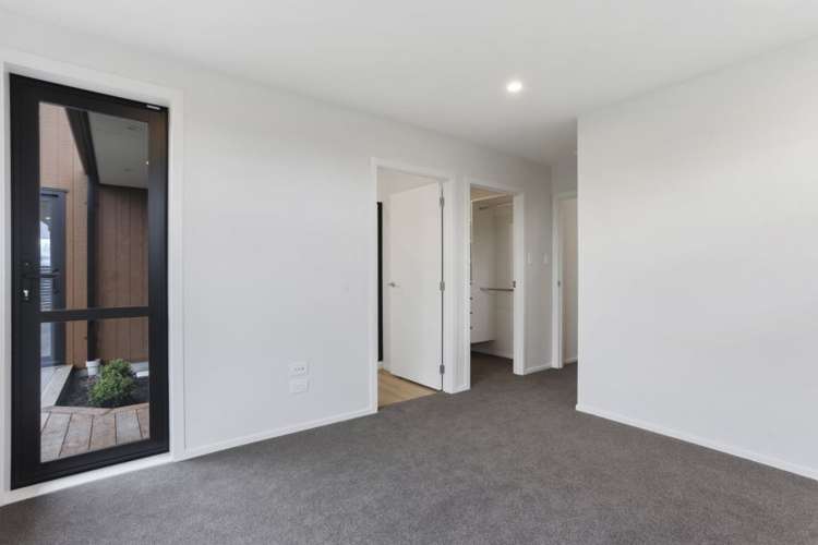 10 Inch Crescent Rangiora_14