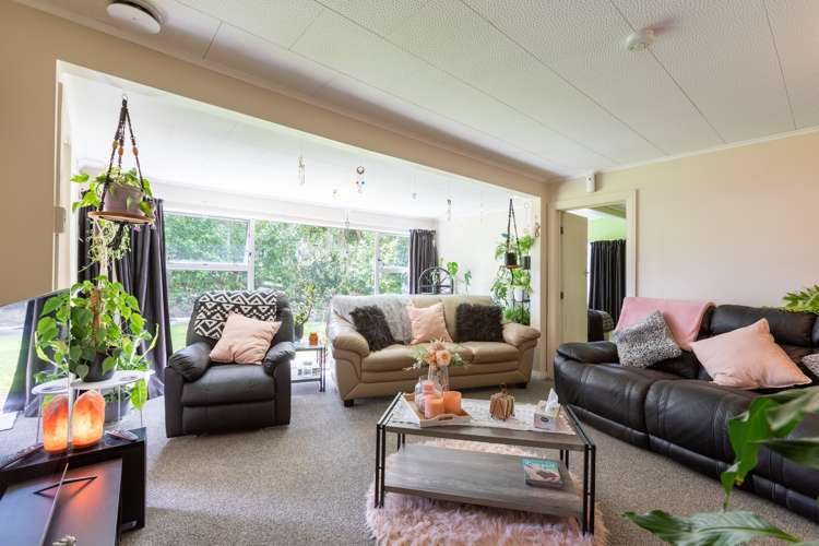 148 Adelaide Road Dannevirke_11