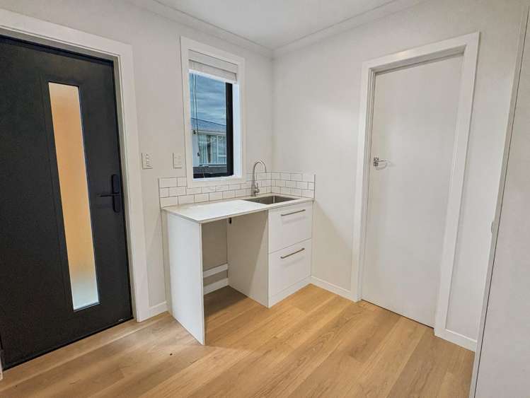 4 Anderson Place 10437_8