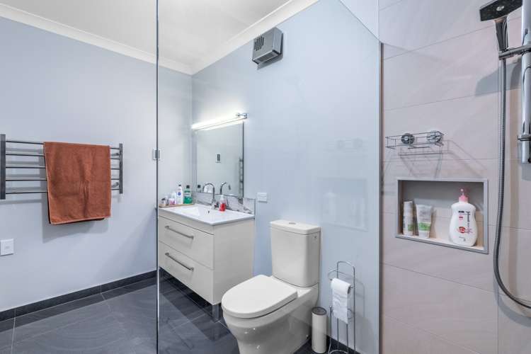 284a Bay Road West Plains_14