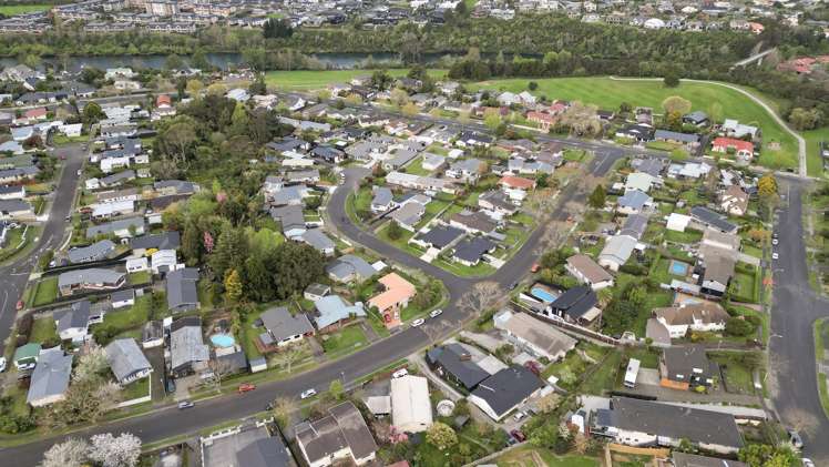 40 Challinor Street Pukete_23